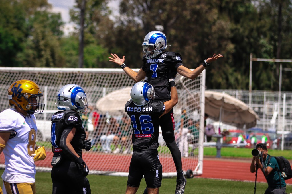 Explosivo duelo de quarterbacks: Borregos Ciudad de México vence 45-41 a Pumas&nbsp;CU